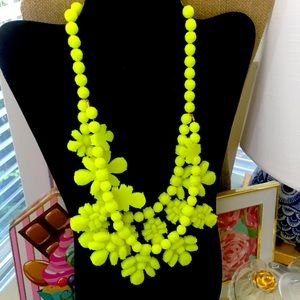 Vineyard Vines Neon Layered Statement Necklace RARE Yellow Green